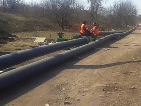 Калужские коммунальщики обновляют систему канализации в Первомайске